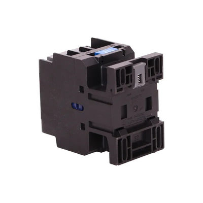 Contactor de corriente alterna 50A de 3 polos con 3 contactos auxiliares